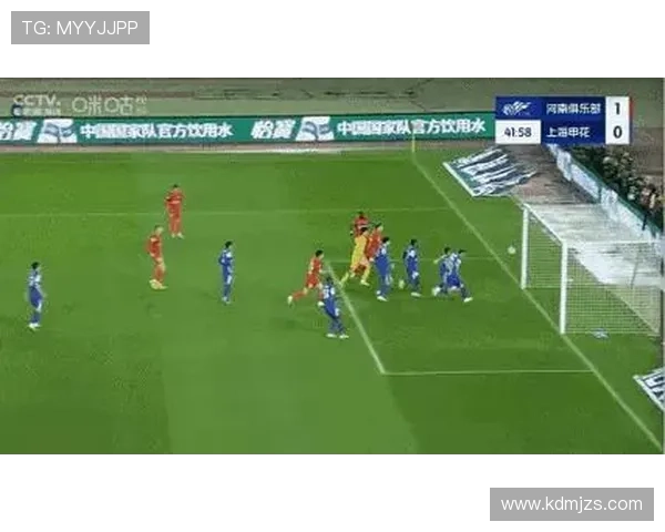 吴曦点球遭激光照射 赛场不文明行为再现